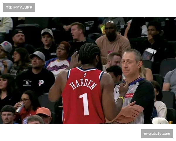 火箭客场不敌快船遭遇连败，防守端表现令人担忧