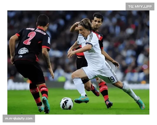 瓦伦西亚与塞尔塔对决 主队青年军展现活力拿下比赛